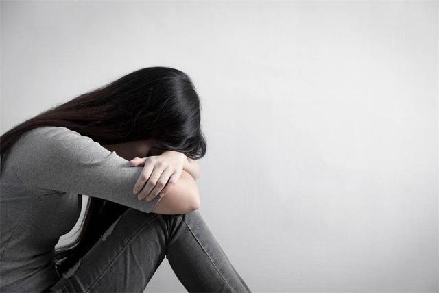 心情不好易伤身,把握四个小技巧,或能赶走负能量,心情好起来