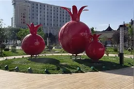 五月石榴红似火 团结花开溢芬芳 ——呼和浩特市“民族政策宣传月”“民族法治宣传周”工作扎实有效开展图片