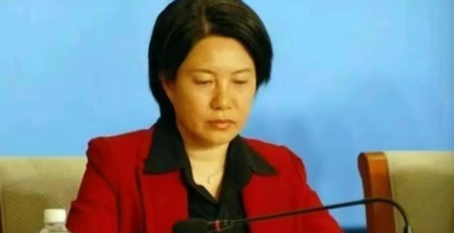 “好色女贪官”张美芳：给女儿办澳洲国籍，自己包养15个小白脸