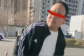 河南：妻子进厂才两天就有男人搭讪，丈夫强行带回家：怕老婆没了图片