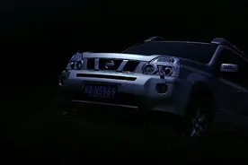 汽车换电瓶，尝试用磷酸铁锂替换铅酸电瓶一劳永逸图片