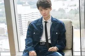 大瓜！王俊凯被曝与经纪人存在不正当关系，亲密照曝光图片