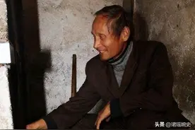 安徽老农因长相与普京神似，被俄罗斯富婆追求，如今让人唏嘘图片