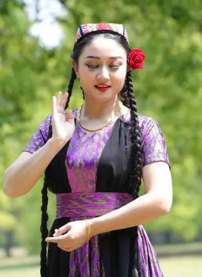 为什么新疆女子很少嫁到内地？当地姑娘说了大实话，确实很尴尬
