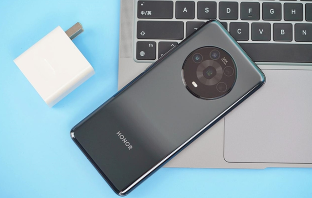 Ŀǰ��4���ֻ���ֵ���򣬼���û�С���������������ѡ����һ����