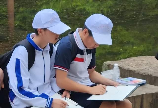 四川省民生研究会新媒体中心-官网