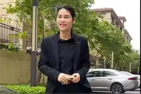 模仿老公红遍全网最火的韦二小姐图片