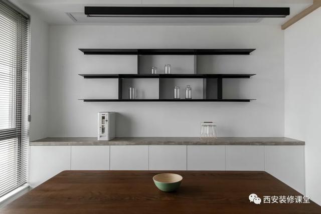 130㎡四室变两室，还有书房和储物间