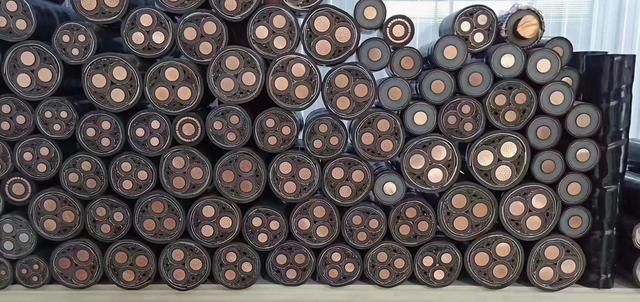 高压电缆线价格多少钱一米「电缆价格多少钱一米」