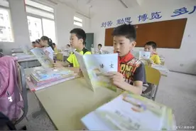 学小学教育的毕业后只能当小学老师吗？来看看这几个专业吧图片