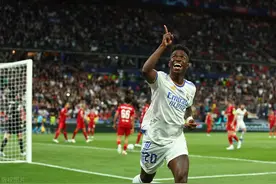 欧冠决赛-维尼修斯进球 库尔图瓦多次神扑 皇马1-0利物浦 第14次夺冠图片