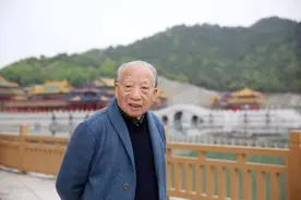 徐文荣：从挑粪白手起家，到建立横店影城，斥资300亿重建圆明园图片