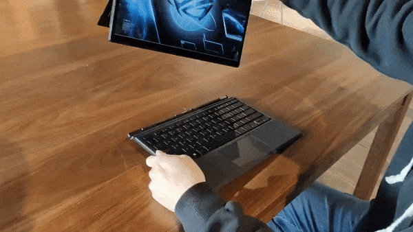 ROG 幻 X 二合一电脑体验：平板体积塞下 i9 核心，是 PC 中的「保时捷」