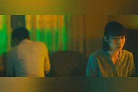 那些爱情中下头的瞬间。图片