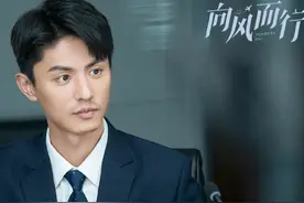 刘畅：当模特他走向国际，当演员被周迅力捧，37岁，他女儿已12岁图片