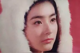 “逆境生花”胡慧中：“接班”的不止林青霞的外貌，还有命运图片