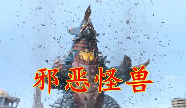 亚刻剧场版：五大登场怪兽，犬狼怪兽袭击家畜，宇宙植物寄生人类