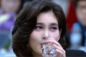 三星家族有多自律？李在镕坐牢7个月瘦26斤，李富真52岁美如少女图片