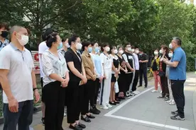 功成不必在我 功成必定有我图片