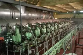 世界最大发动机：有五层楼高，10万匹马力，用在什么交通工具上？图片