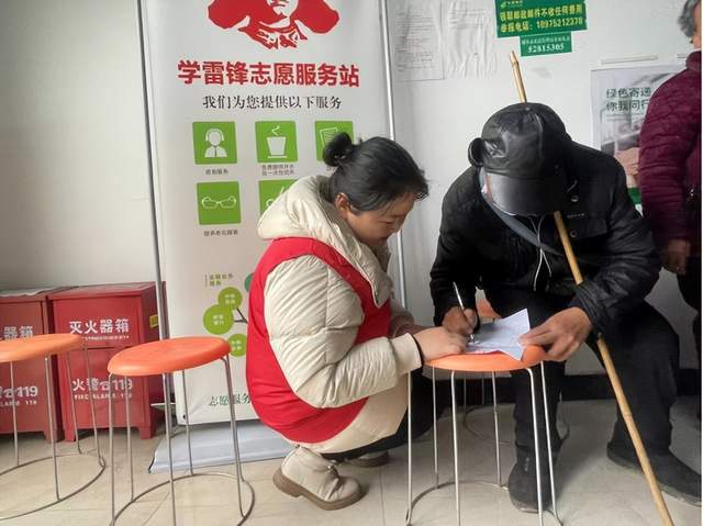 中路铺镇社工站： “推进‘五社联动’，关爱‘一小一老’”社工宣传周活动—免费健康体检，安享幸福晚年