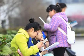 山西：当公务员省考季来临的时候图片