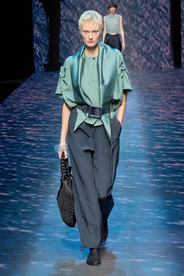 ������Armani2023����ϵ�н���������������Ϊ�������