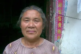 我的母亲是傻子图片