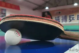 乒乓球拍脏了，能用湿巾擦拭吗？图片