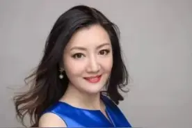 她们是上海荧屏难得“优雅知性”的主持人，1位曾是小荧星艺员图片
