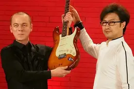 哥哥父母接连去世后，靠《好声音》爆火的帕尔哈提，如今还好吗？图片
