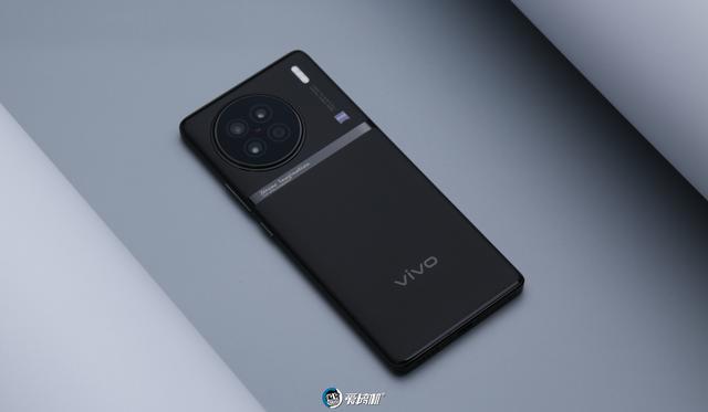 ����֮�⣬vivo X90���⣺3699Ԫ�������Ա