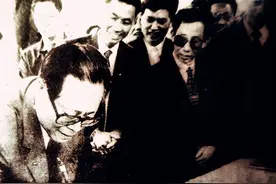 追忆江泽民同志与都江堰图片