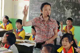 公费师范生吐诉心酸，虽然编制叫人羡慕，但奉劝独生子女谨慎报考图片