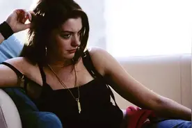 “美女记者”被网暴始末图片