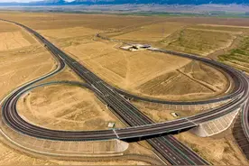 耗资370亿却基本看不到车，荒凉的京新高速，修建意义在哪里？图片