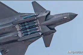 歼20惊人战绩17比0，印度一个字都不信，连夜质疑：只能带6枚导弹图片