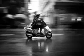 屡禁不绝的电动车解速困局：解除限速只要100，有人飙到60码图片