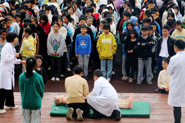 四川省民生研究会新媒体中心-官网