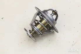 发动机上的“守门员”！节温器能直接拆吗？图片