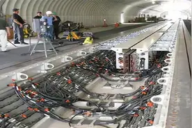 电磁弹射器将露真容！福建舰连拆两条工棚，预警机已跃跃欲试图片