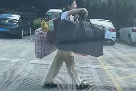 高考后挑行李回家获全网点赞，桂林女孩婉拒资助：将来想当老师！图片