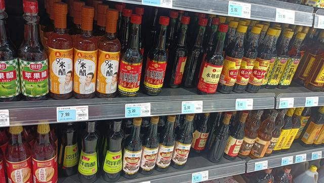 买酱油时，不管一级还是二级，符合这3种的，都是好酱油