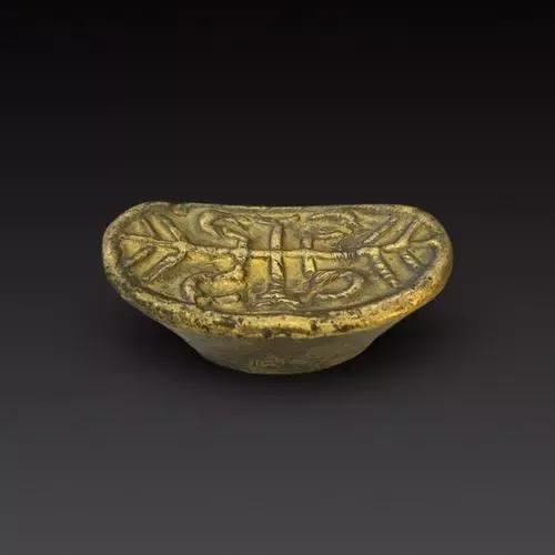 【一两黄金是多少人民币】:古代一两金子等于多少白银?