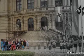卐字旗下的阴影-镜头中布拉格的今与昔图片