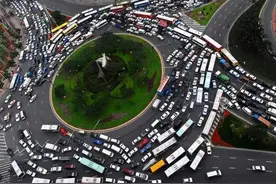 导航途中的“灵异事件”？要是在半夜我都不敢走了图片