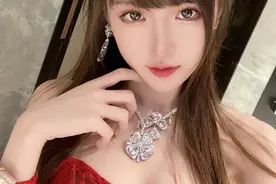 网红美女红色连衣裙大长腿性感写真图片