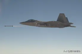 美军用导弹击落中国流浪气球，不意外但反应过度，目的是武力恐吓图片