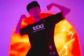 EDG冠军皮肤官宣！杰斯落选，4位英雄很亲民，圣枪哥实现财务自由图片