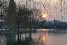 我比老公大三岁，结婚快四十年了心中还存有芥蒂，不愿公开说出图片